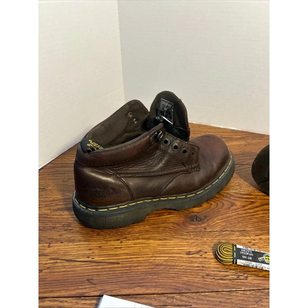 Dr Martens 8A19 Brown Leather Ankle Boots Mens Size 8 AirWair Lug Sole Vintage‎
